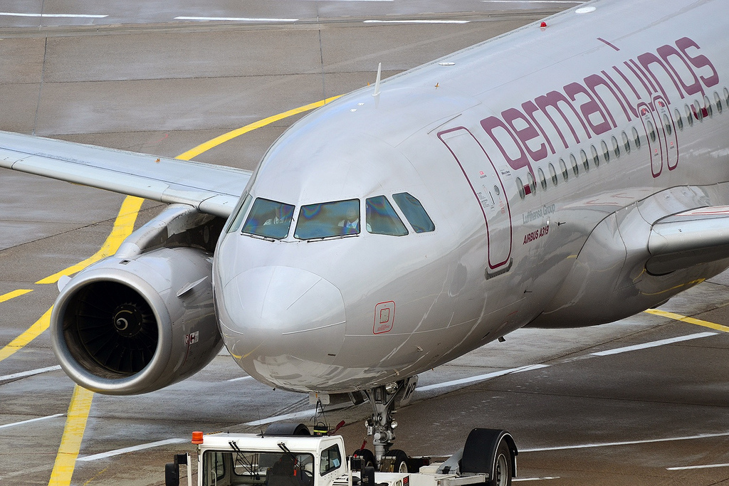 Germanwings: Πατέρας θύματος της αεροπορικής τραγωδίας μηνύει το γιατρό του πιλότου