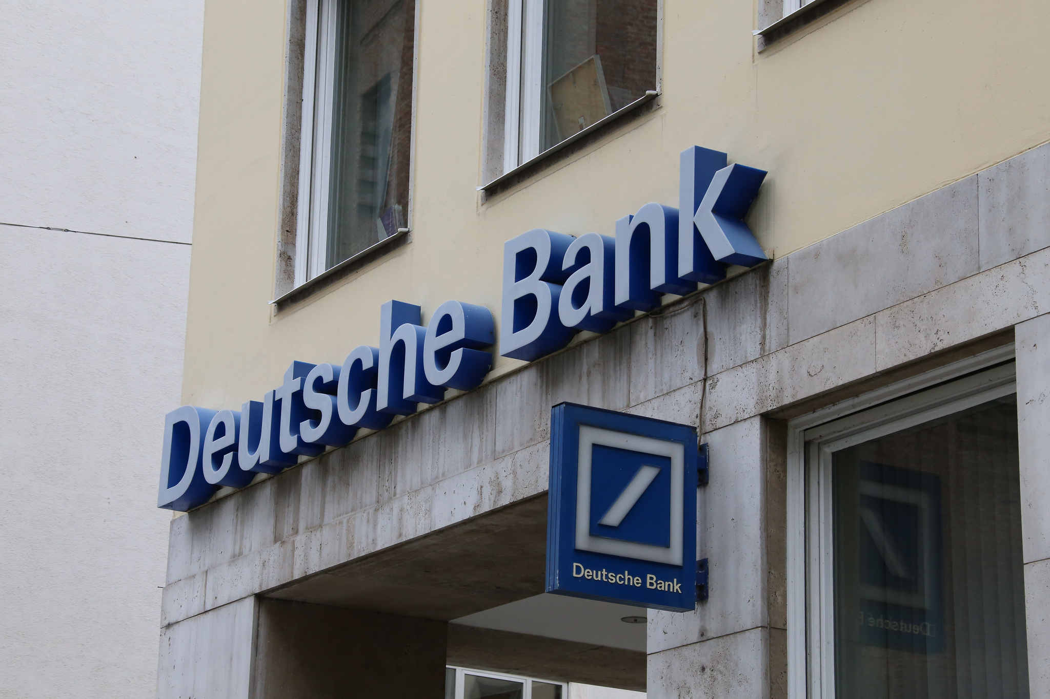 Γερμανία: Θα κρατικοποιηθεί η Deutsche Bank;