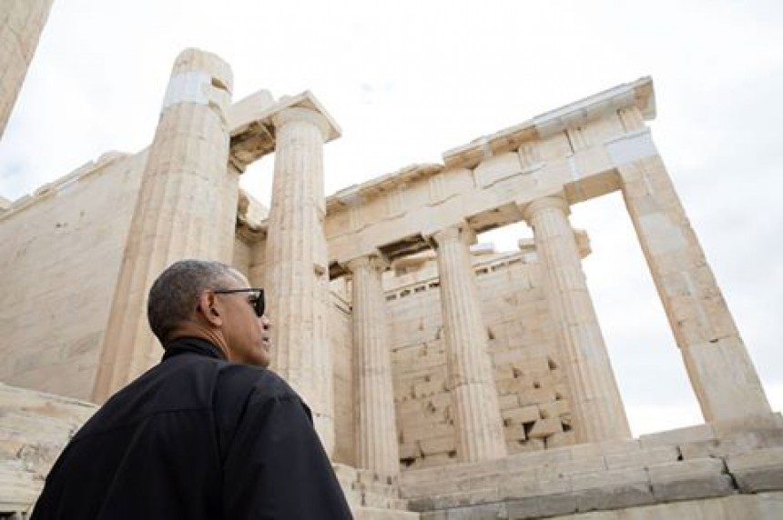 O Λευκός Οίκος δημοσιεύει το μήνυμα του Ομπάμα από την Ακρόπολη