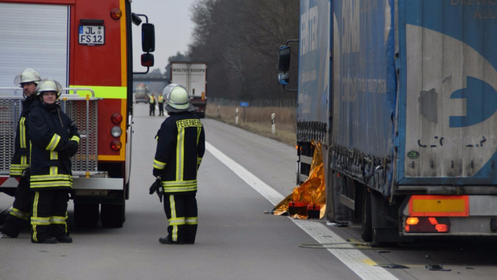 Sachsen-Anhalt: Τραγικό δυστύχημα – Φορτηγό παρέσυρε και σκότωσε υπάλληλο οδικής βοήθειας