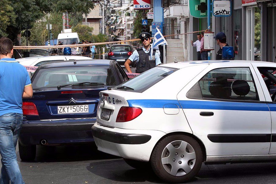 Έκτακτο: Πυροβολισμοί έξω από δημοτικό σχολείο στα Γλυκα Νερά ‑ Νεκρός πατέρας μαθητή