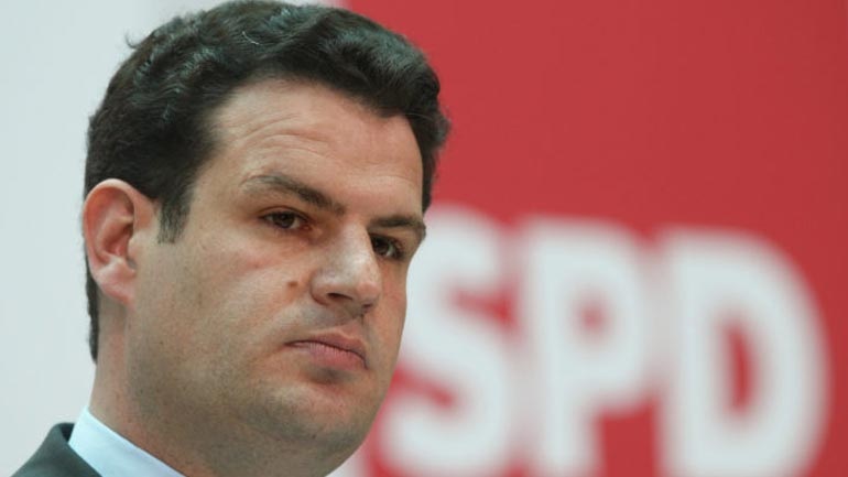 Γερμανία: To SPD θέλει να νομιμοποιηθεί ο γάμος μεταξύ προσώπων του ίδιου φύλου μετά τις εκλογές