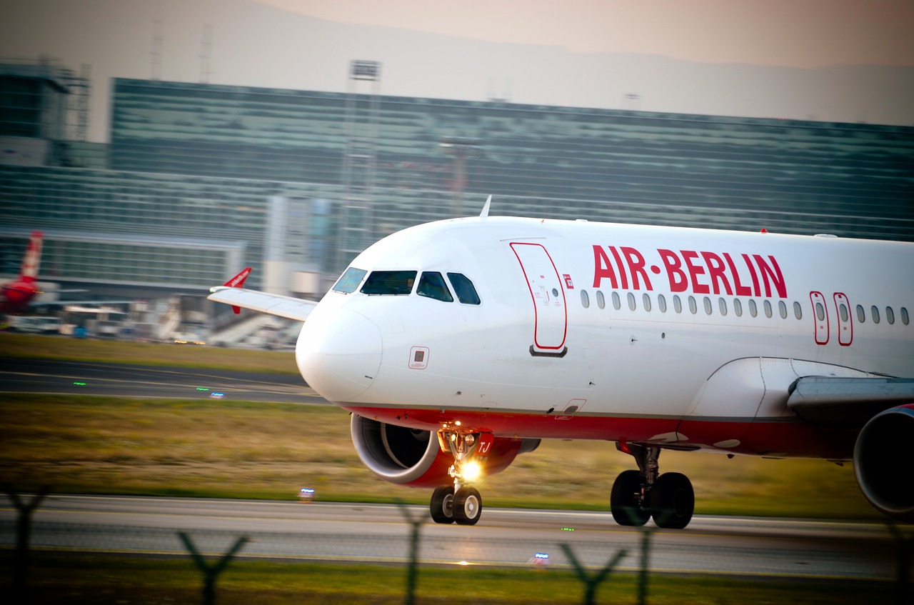 Γερμανία: Έπεσε η αυλαία για την Air Berlin - Στον «αέρα» χιλιάδες εργαζόμενοι