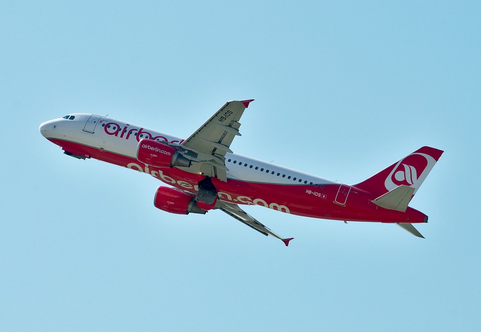 Γερμανία: Οι φόβοι επιβεβαιώθηκαν! Η Air Berlin ακυρώνει όλες τις πτήσεις μακρινών αποστάσεων