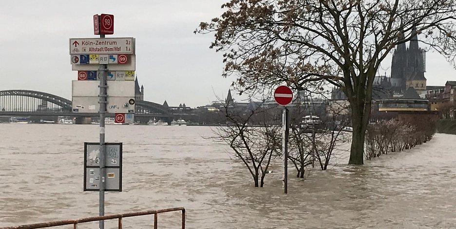 Γερμανία: Τεταμένη παραμένει η κατάσταση με την υπερχείλιση του Ρήνου