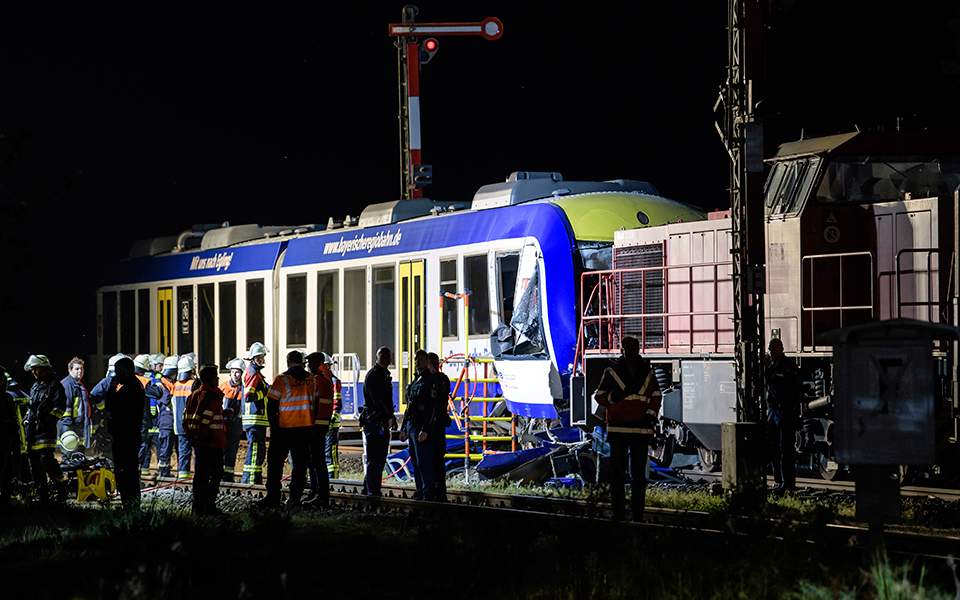 Γερμανία: Τέσσερις νεκροί σε δύο σιδηροδρομικά δυστυχήματα στη Βαυαρία